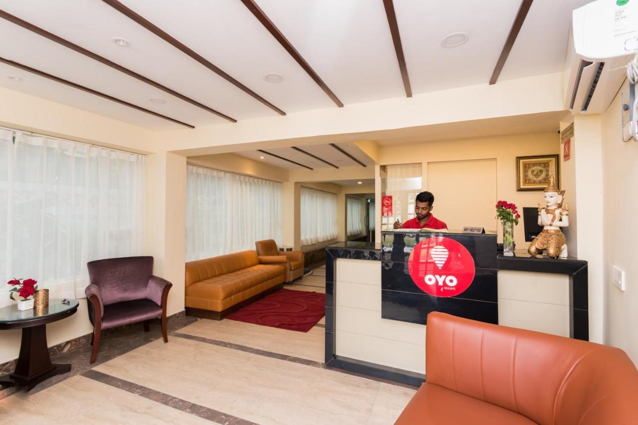 Oyo 9202 Hotel Central Courtyard Siliguri Exterior photo