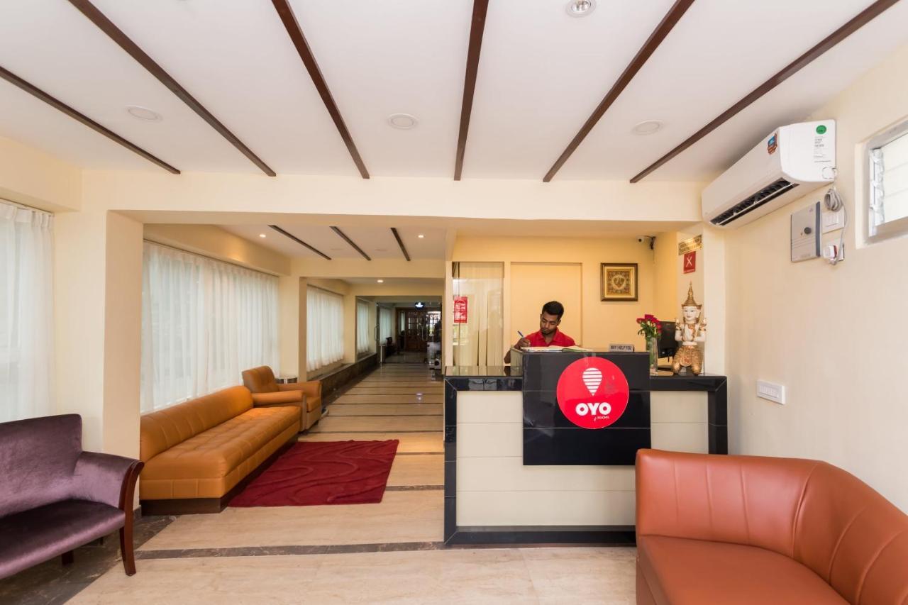 Oyo 9202 Hotel Central Courtyard Siliguri Exterior photo